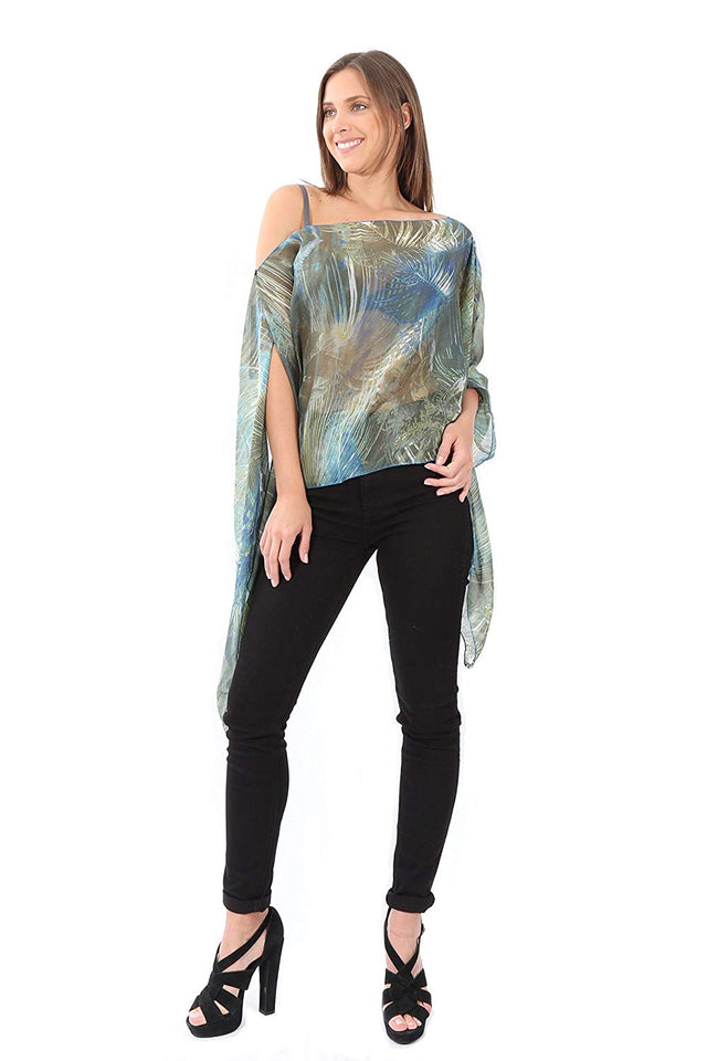 Village Venture Poncho Estampado de Tela Semi Translucida con Botones Unitalla-Mod 2780